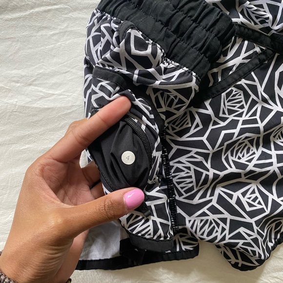 Tracker Short 4’’ - Picture 3 of 3